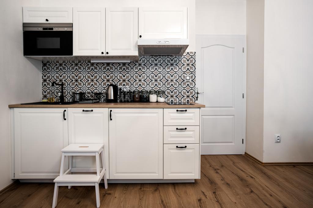 Apartment Gesse Brezinova Prague Luaran gambar